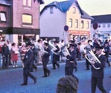 1976